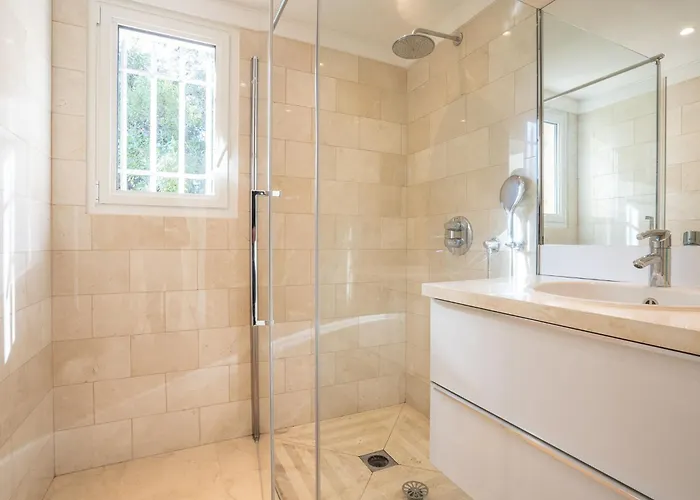 Lei Suve By Interhome Grimaud